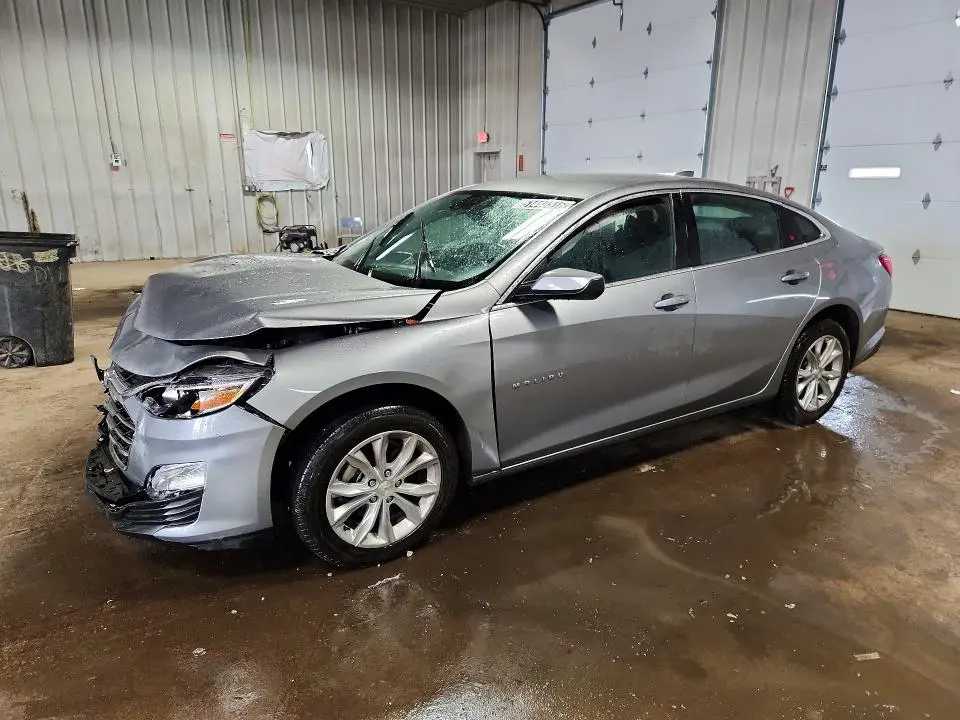 1G1ZD5ST6SF137713