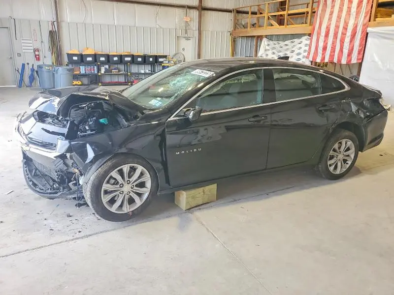 1G1ZD5ST6SF153975