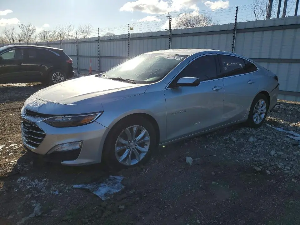 1G1ZD5ST8KF107855