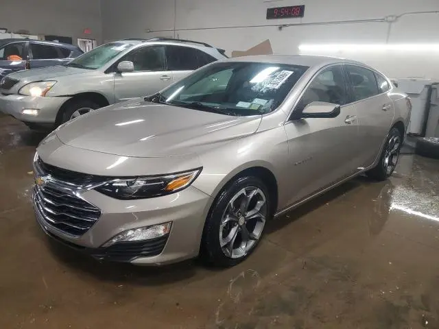 1G1ZD5ST8NF178090