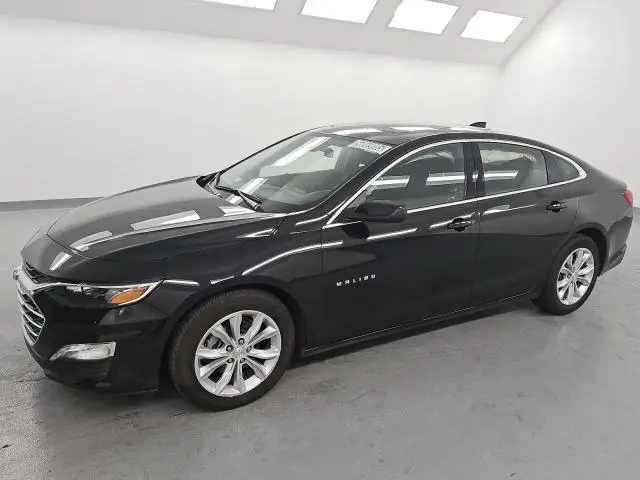 1G1ZD5ST8RF241811