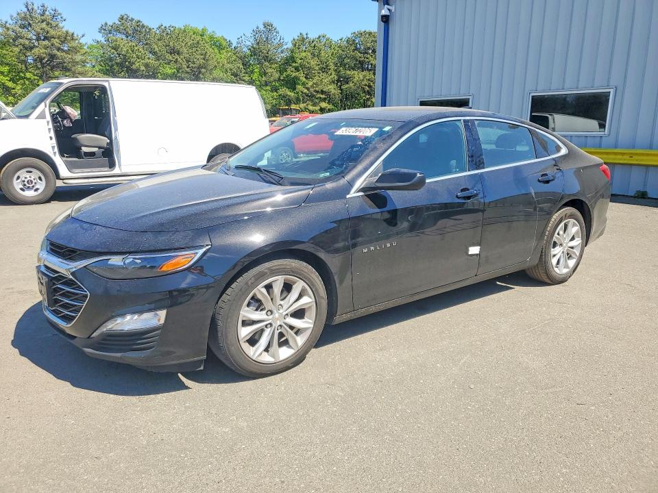 1G1ZD5ST8SF149149