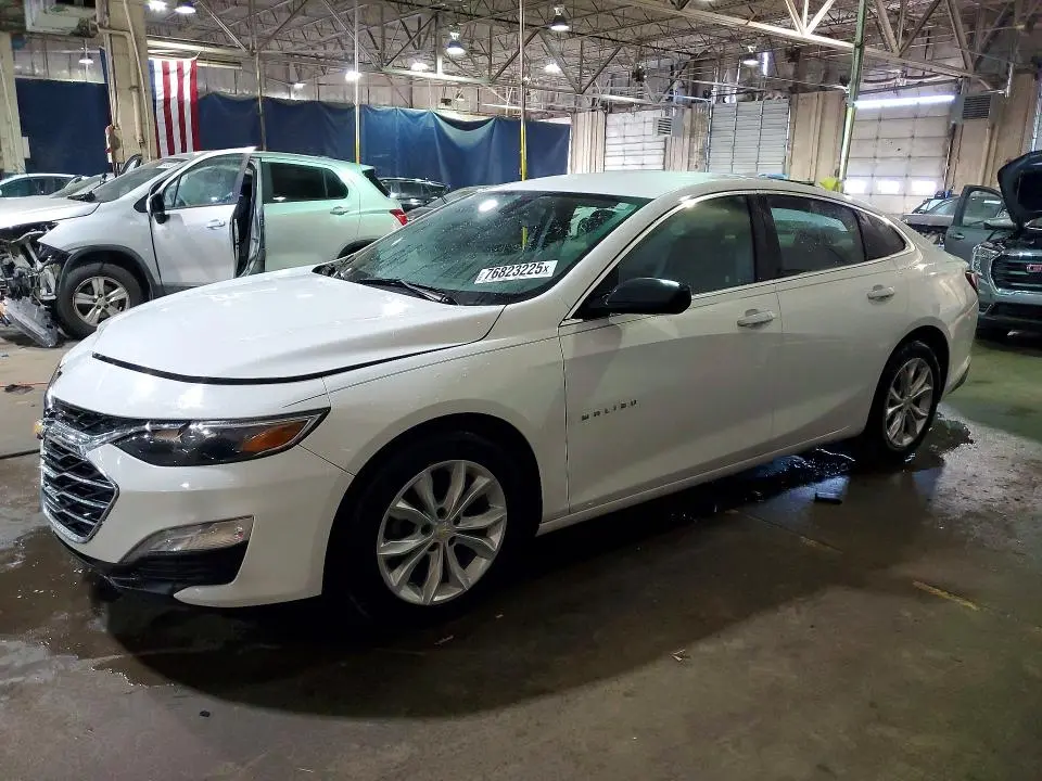 1G1ZD5ST9KF190695