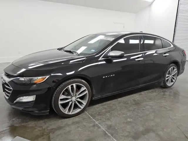 1G1ZD5ST9MF030870