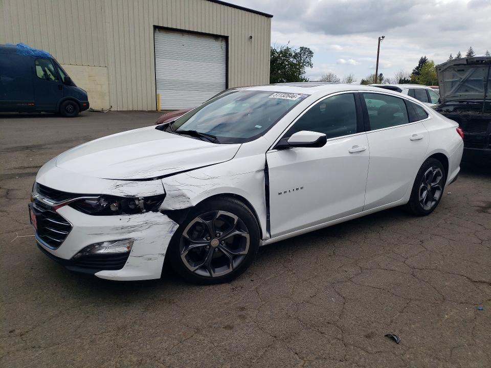 1G1ZD5ST9PF160555