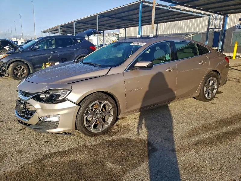 1G1ZD5ST9RF200121