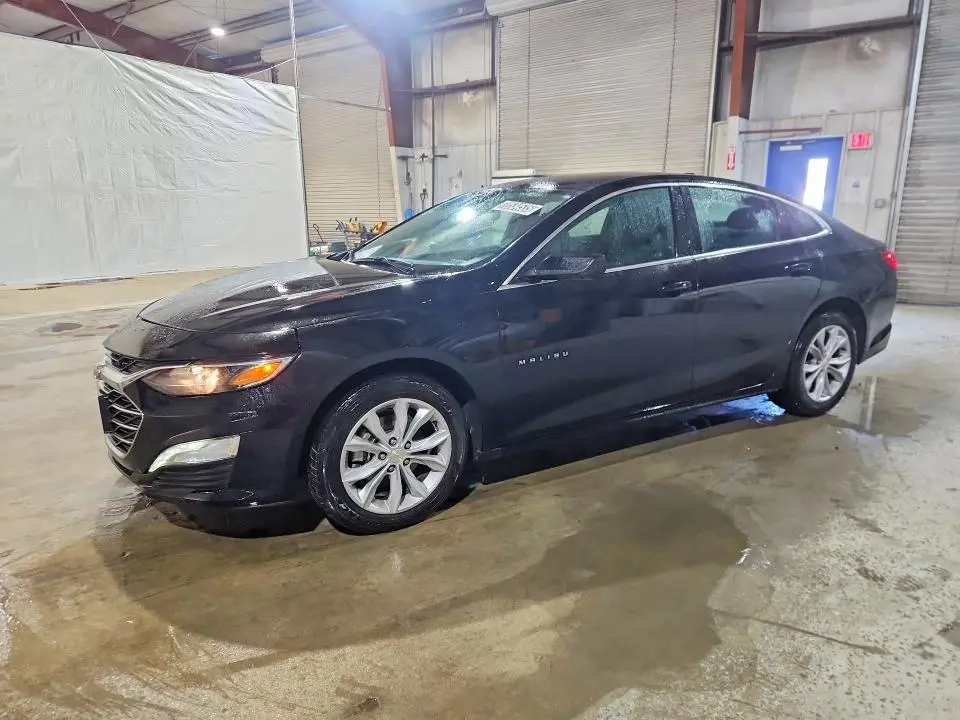 1G1ZD5ST9SF140847