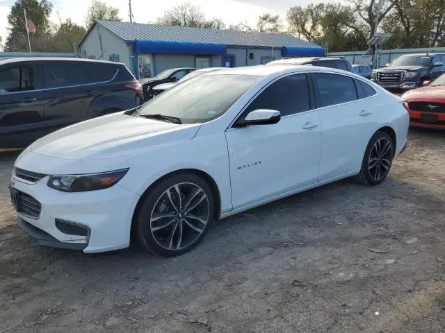 1G1ZE5ST4GF351555