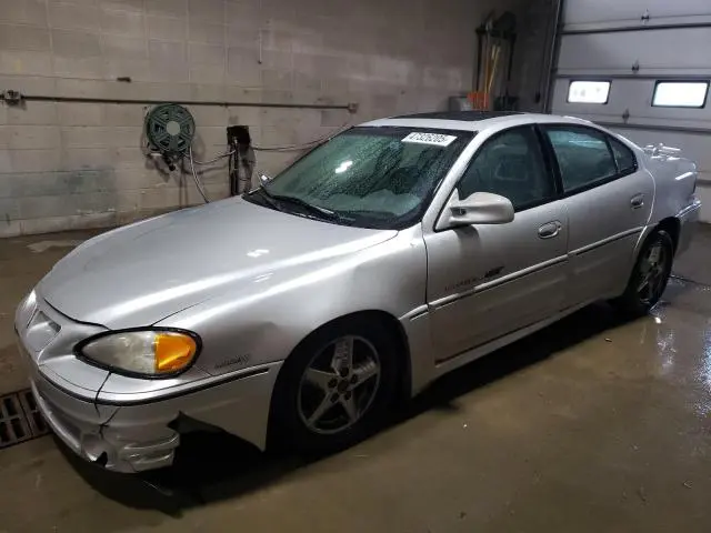 1G2NW52E11C194696