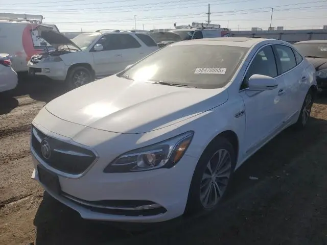 1G4ZR5SS7HU208711