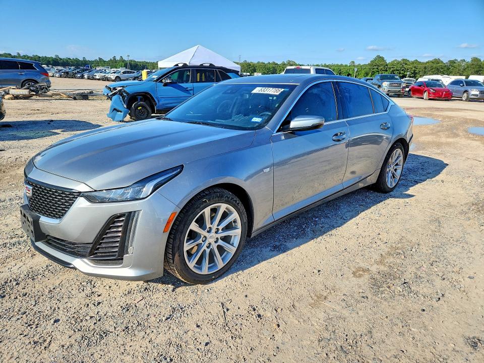 1G6DW5RK2R0108427
