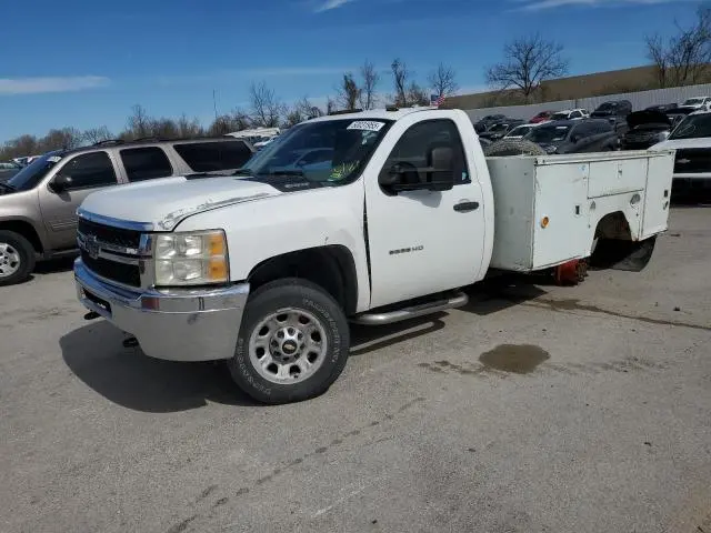 1GC3CZCG2BF261602