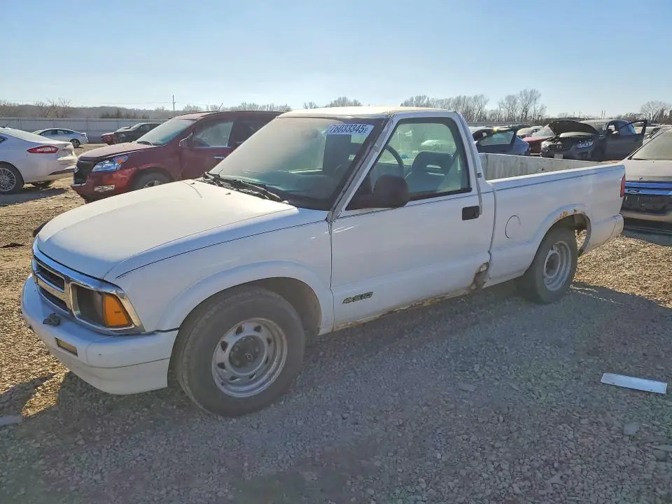 1GCCS1442R8104496