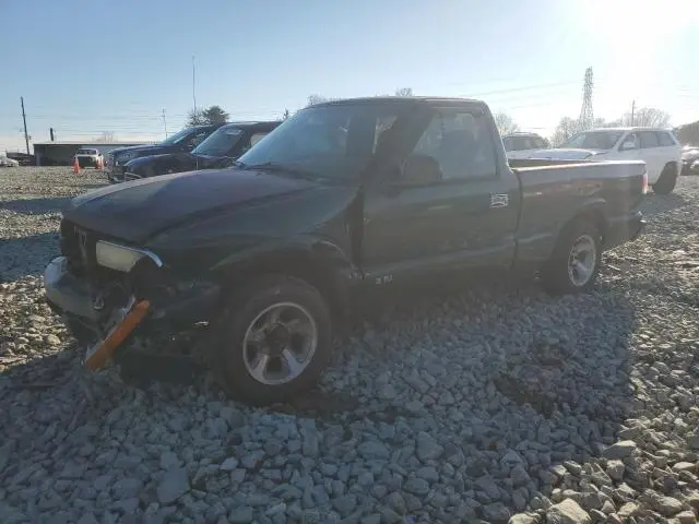 1GCCS1445WK234691
