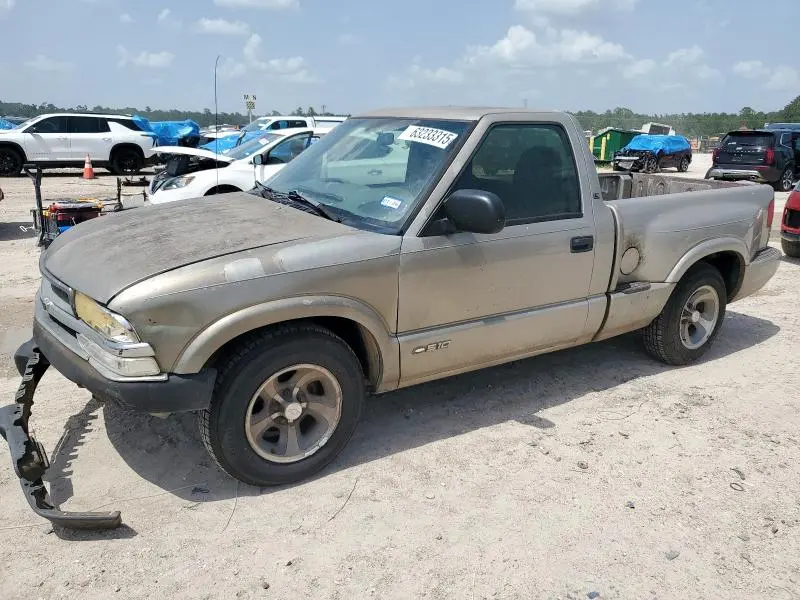 1GCCS1447X8105303