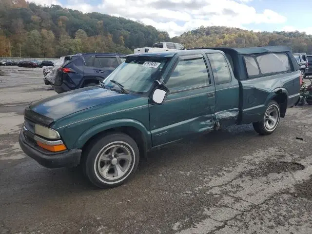 1GCCS1945W8208873