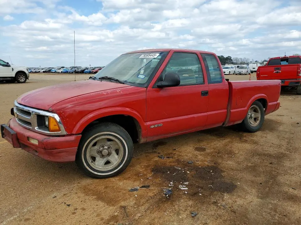 1GCCS19X8T8231005