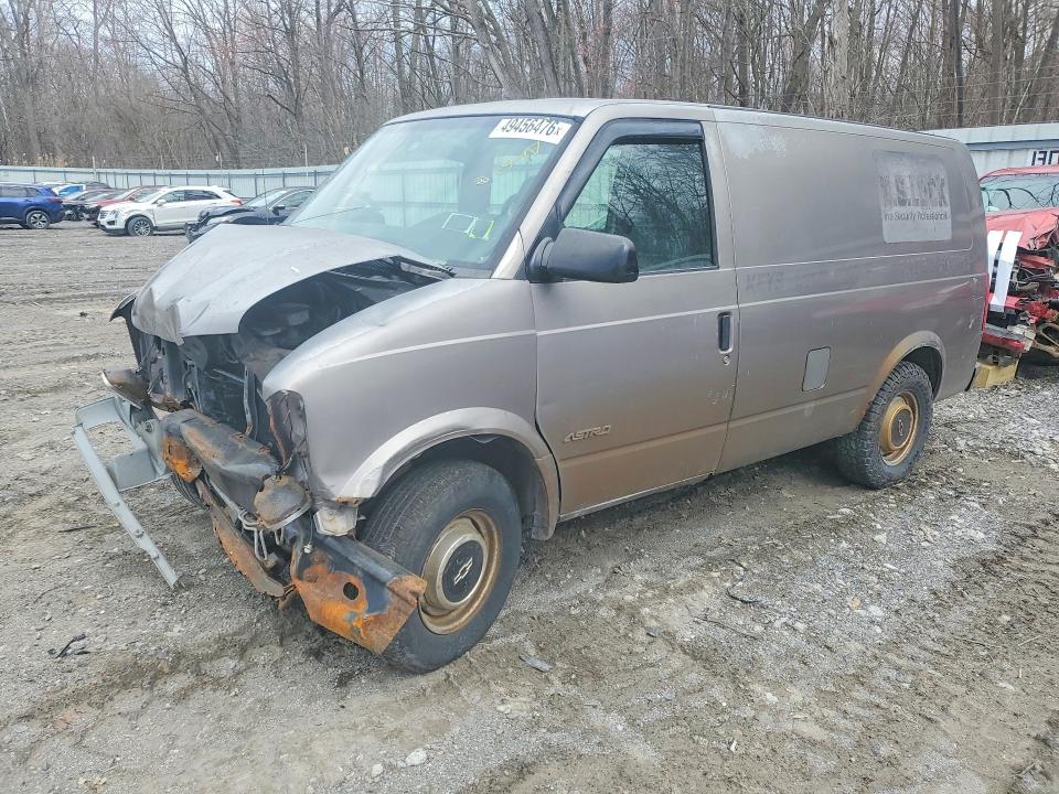 1GCDM19W3SB141686