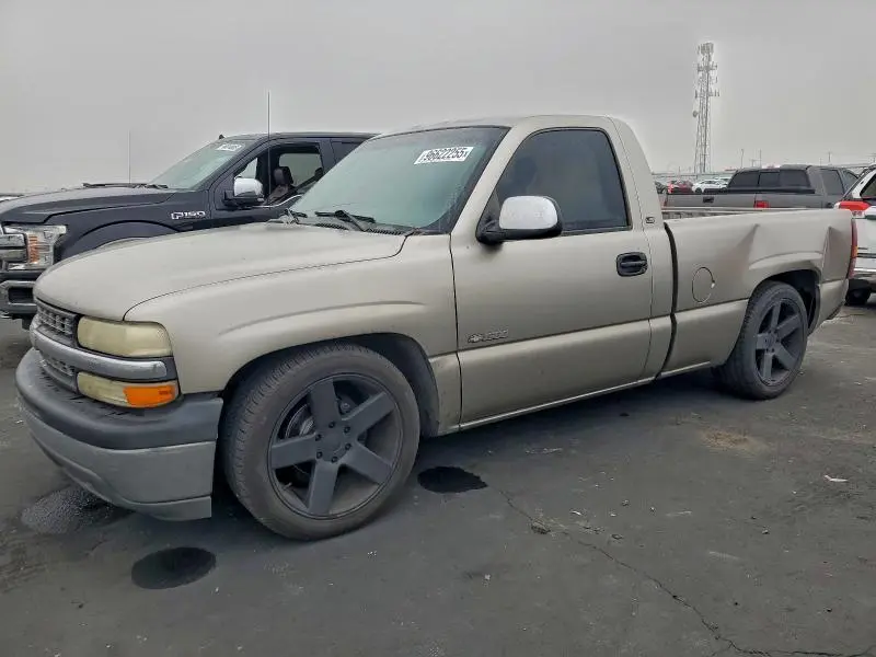 1GCEC14V32Z161126