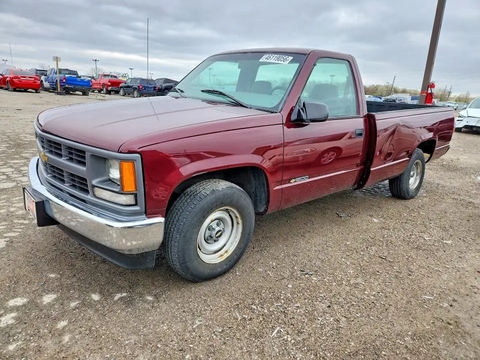 1GCEC14W8VZ137546