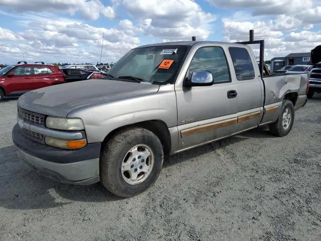 1GCEC19T81Z203697