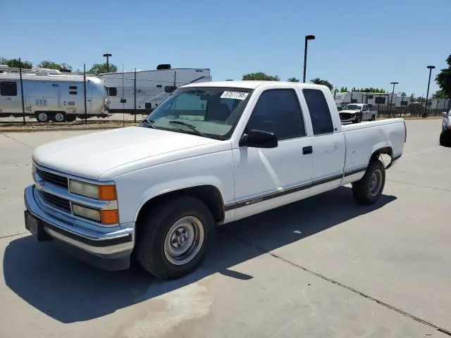 1GCEC19W8VE228235