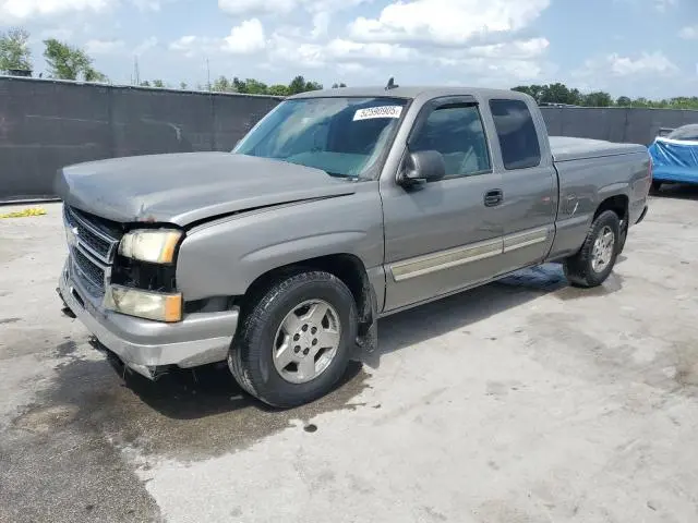 1GCEC19Z36Z135272