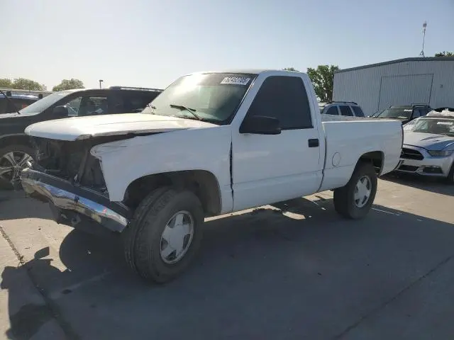 1GCEK14R1TZ150035