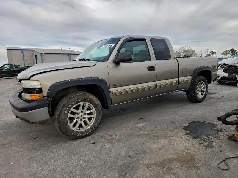 1GCEK19TX1E340814