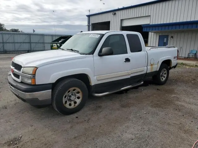 1GCEK19Z05Z322373