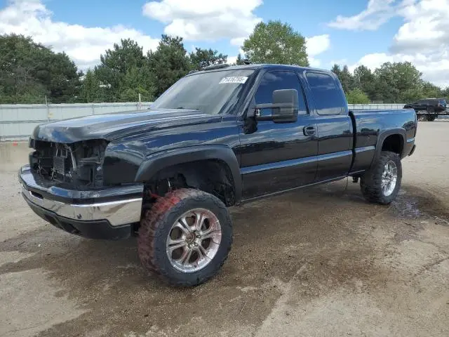 1GCEK19Z16Z235843
