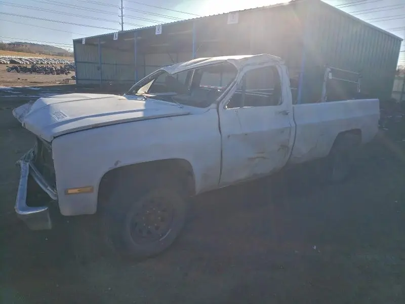 1GCGC24M3EJ174841