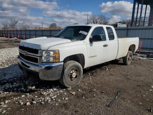 1GCHC29K48E155658