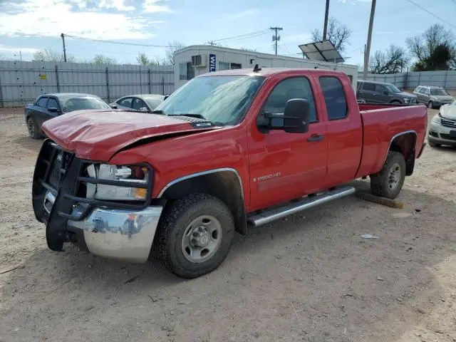 1GCHC29K88E137499