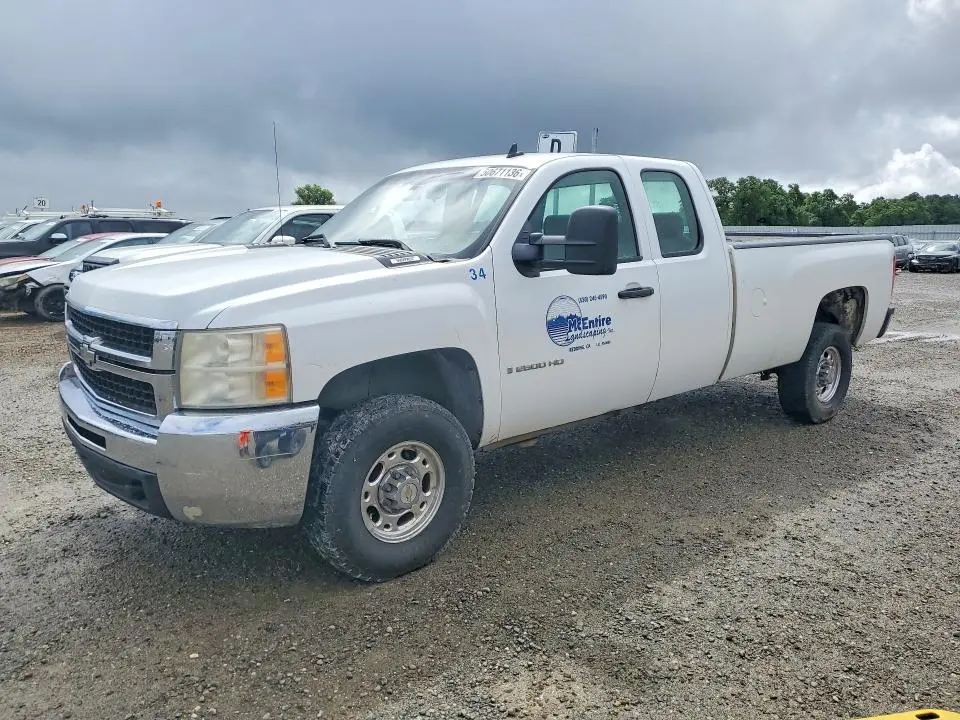 1GCHC29KX8E175364