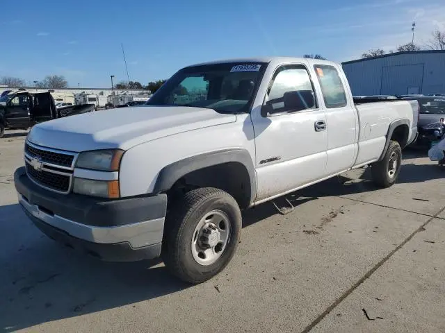 1GCHC29UX7E191760