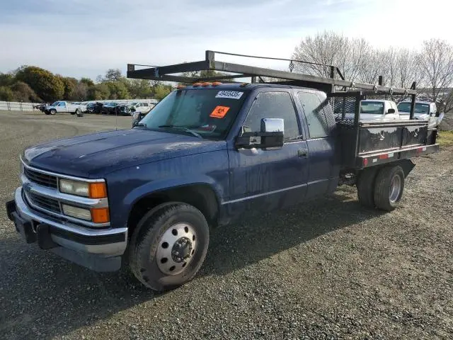 1GCHC39F9PE148664