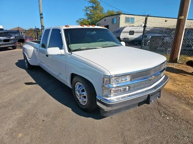 1GCHC39J0WF066416