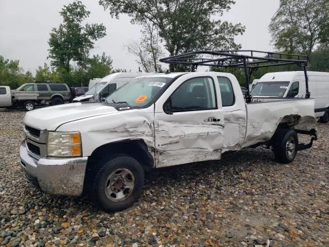 1GCHC49KX9E109927