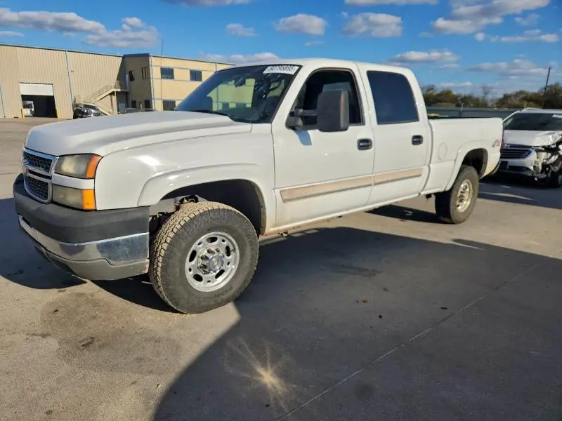 1GCHK23205F832660