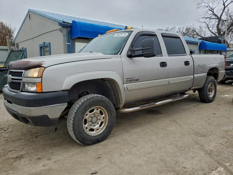 1GCHK23226F108325