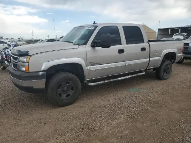 1GCHK23256F118296