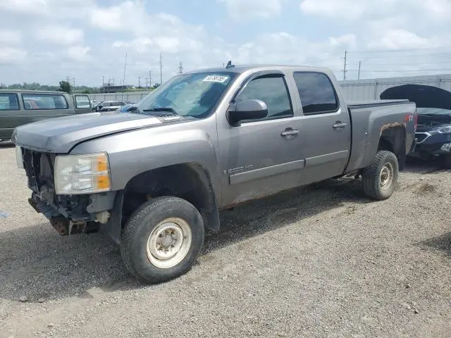 1GCHK23618F102117