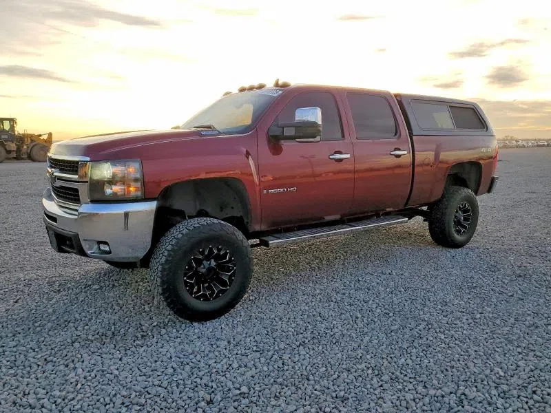 1GCHK236X8F175728