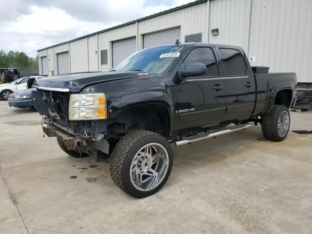 1GCHK23K18F130819