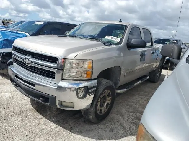 1GCHK23K58F132492