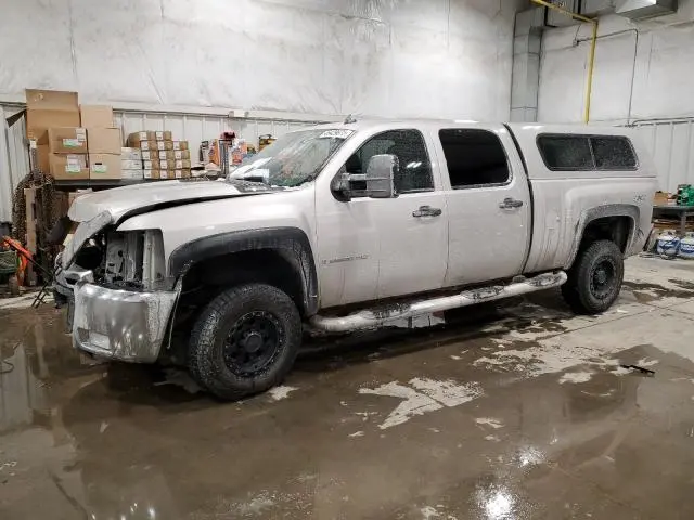 1GCHK23KX7F541179