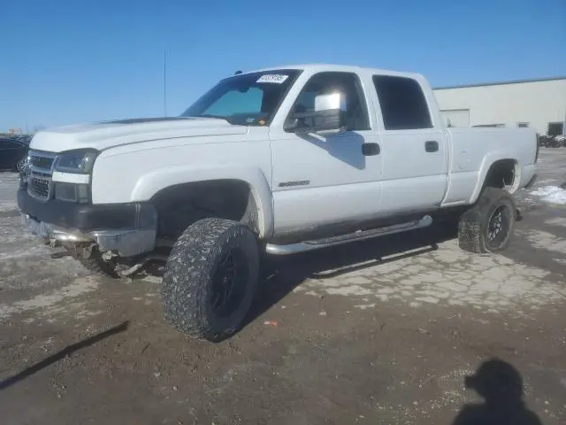 1GCHK23U05F841618