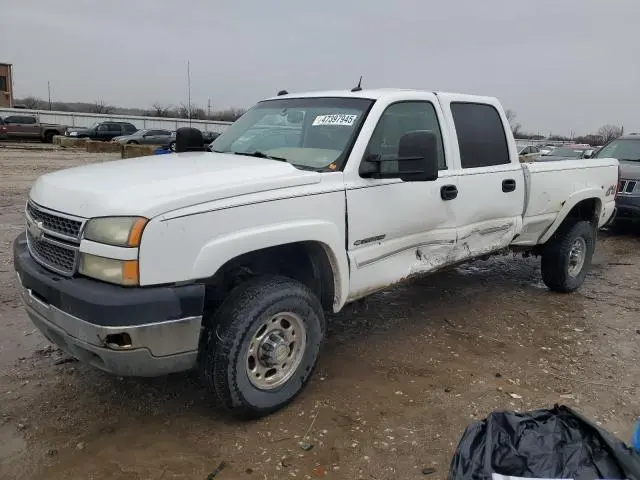 1GCHK23U85F895152