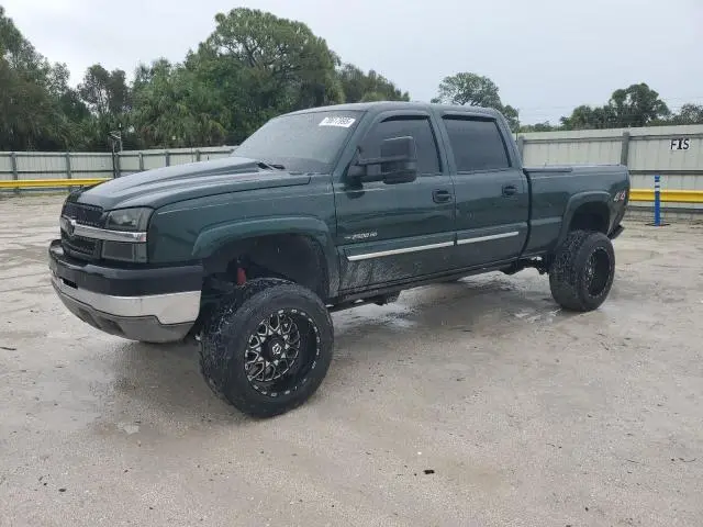 1GCHK23U93F136457